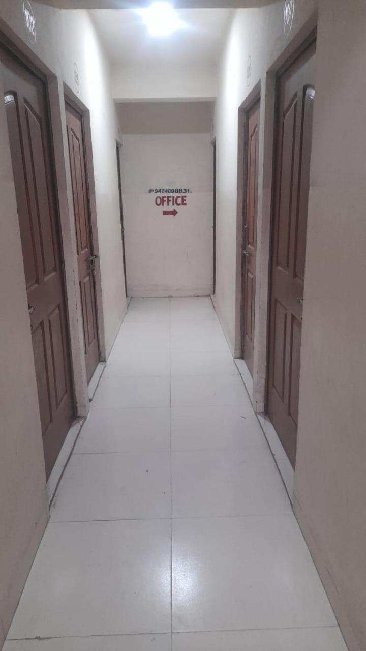 Aashiyana Boys Hostel Indore Exterior photo